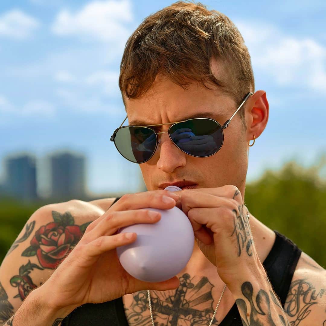 ポリスのインスタグラム：「This summer is blowing our expectations: the audacity level is through the roof.  #PoliceLifestyle #AudacityWanted #SS23 #PoliceSunglasses #Octane8」