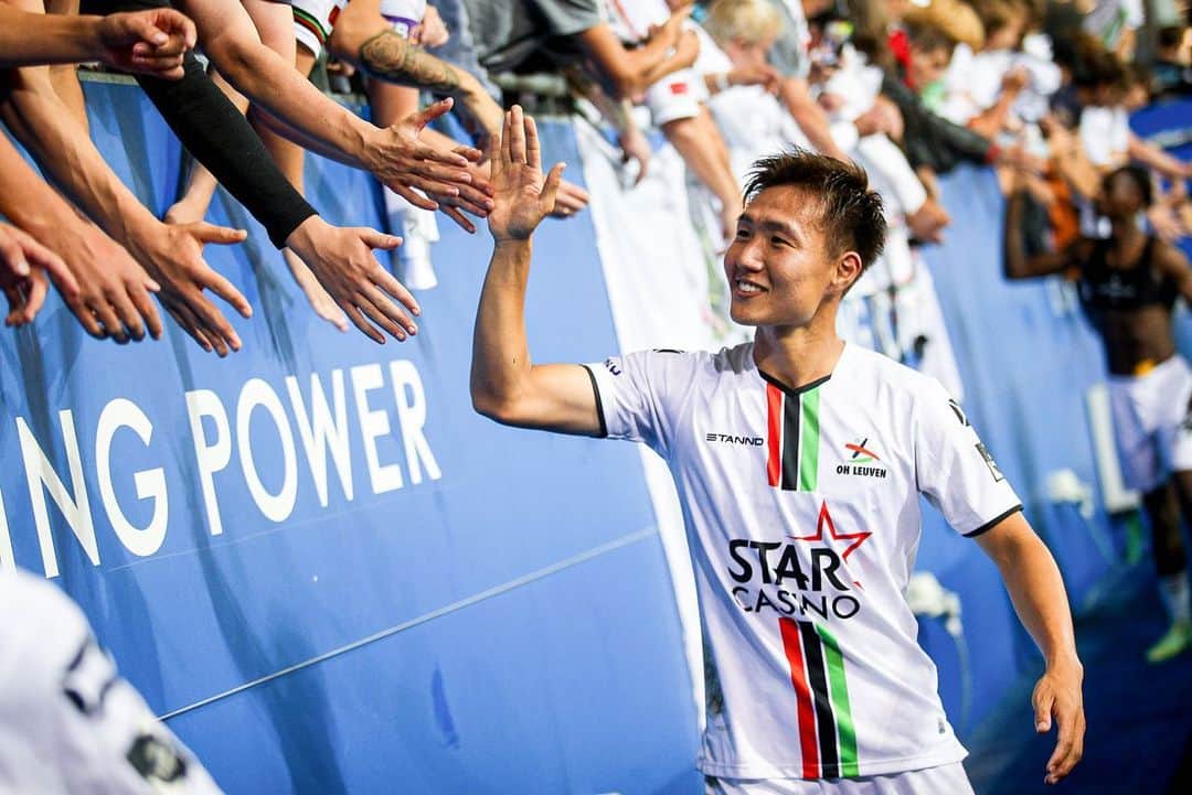 三竿健斗のインスタグラム：「デビュー戦で初勝利🇧🇪 次はスタメンで出て勝てるように 中断期間にいい準備します！！ ⁡ I'm happy to make my debut and share the win with all OHL fans.  Thank you for the warm welcome.  ⁡ @ohleuven」