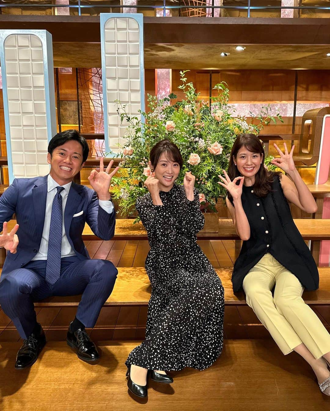 高島彩のインスタグラム：「2023年9月3日 #サタデーステーション 本日もご覧いただきありがとうございました。  バスケットボール男子日本代表🇯🇵パリオリンピック出場権獲得おめでとうございます！  オンエア前にスタジオで応援していて、血が沸きました！  バスケットボール面白いですね！バスケブームきそうです！  ヘアメイク @h.m.s.mika   ワンピース @yoshieinaba_official  @itakuratomoki0917  @sayaka0masuda   #高島彩 実は#中学校バスケ部」