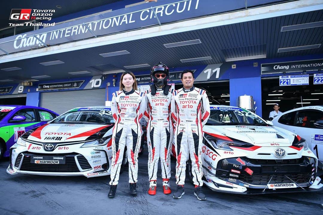 Toyota team thailandさんのインスタグラム写真 - (Toyota team thailandInstagram)「RACE 1 - โพเดียมทุกรุ่น🏆 TGRTT x IDEMITSU SUPER ENDURANCE SOUTHEAST ASIA TROPHY 2023 R.1: IDEMITSU SUPER ENDURANCE 200 🚗#219 Drivers: Suttipong S. / Nattavude C. / Manat K. Car: Corolla Altis GR Sport Nürburgring (2000cc) Class: D2 Race 1: 2nd Overall 🚗#220 Drivers: Grant S. / Nattapong H. / Chen Jian Hong Car: Corolla Altis GR Sport Nürburgring (2000cc) Class: D2 Race 1: 3rd Overall 🚗#323🏆 R.1 Drivers: Na Dol V. / Nattapong H. R.2 Drivers: Na Dol V. / Nattapong H. / Thachanok C. Car: Yaris Turbo e-fuel Class: D3 Race 1: WINNER in Class / 4th Overall 🚗#337 R.1 Drivers: Thachanok C. / Kris V. R.2 Drivers: Thachanok C. / Kris V. / Kentaro C. / Thippawan P. Car: Collora Altis GR Sport e-fuel Class: D3 Race 1: 3rd in Class / 6th Overall 🚗#221 Drivers: Akkarapong A. / Kris V. / Car: Toyota FT86 (2000cc) Class: D2 Race 1: 5th in Class / 8th Overall 🚗#89🏆 R.1 Drivers: Kittiya S. / Thippawan P. R.2 Drivers: Miya T. / Kittiya S. / Thippawan P. Car: Yaris Ativ One Make Race  Class: Lady One Make Race Race 1: WINNER in Class / 27th Overall 🚗#19 Drivers: Suttipong S. / Grant S. / Manat K. / Kentaro C. Car: GR Yaris Class: 4WD Race 1: DNF 🚗#222 Drivers: Kentaro T. /  Naoki K. / Kentaro C. Car: Toyota FT86 (2000cc) Class: D2 Race 1: DNF」9月2日 23時26分 - toyotagazooracingteamthailand