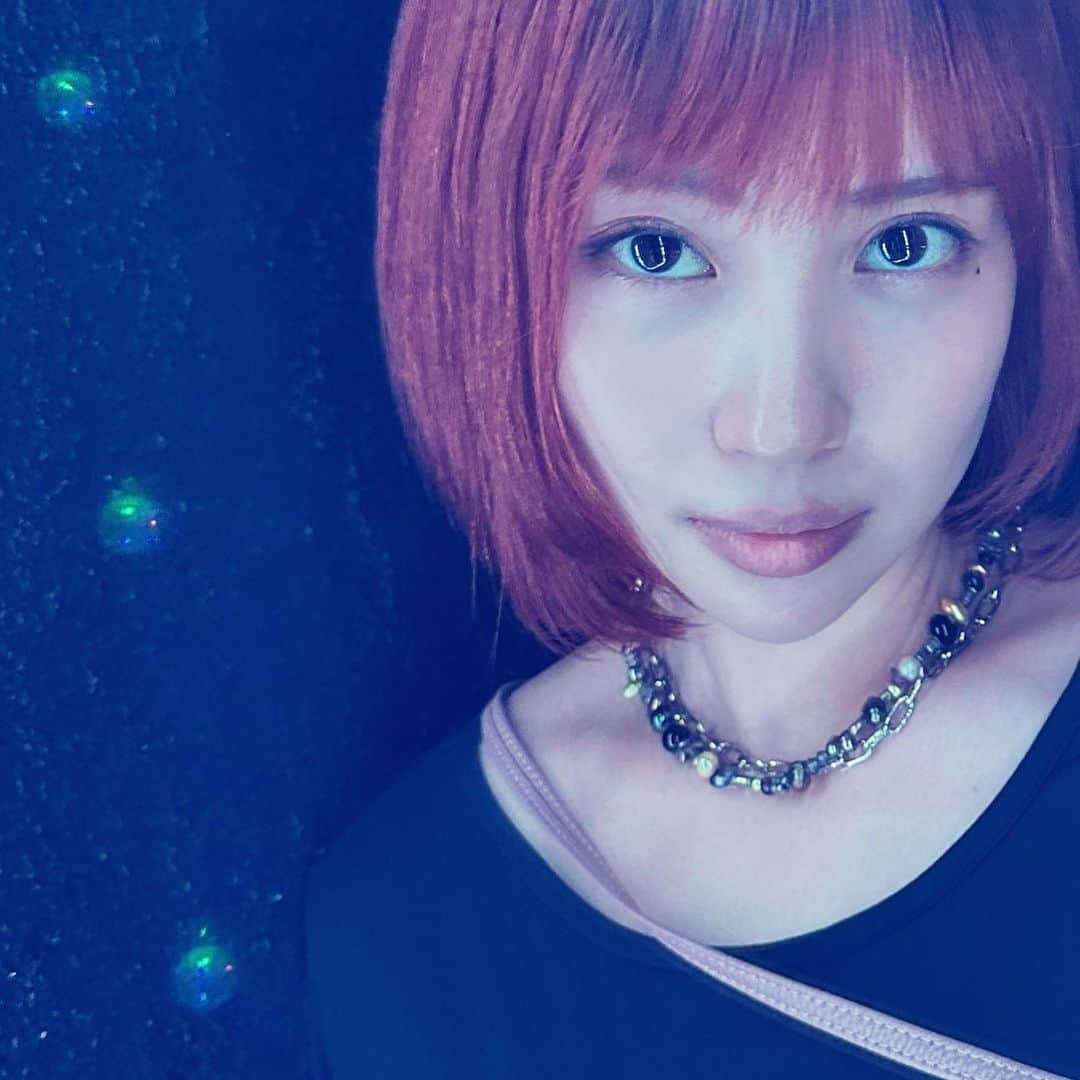 増田有華のインスタグラム：「🍊❤️🙎🏽‍♀️🦁🌹🌈」