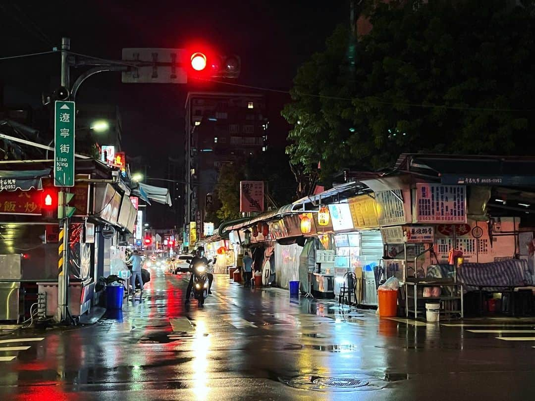 杜このみのインスタグラム：「終演後に皆さんと行った夜市✨ 楽しい思い出になりました🥰 #台湾 #台北 #夜市」