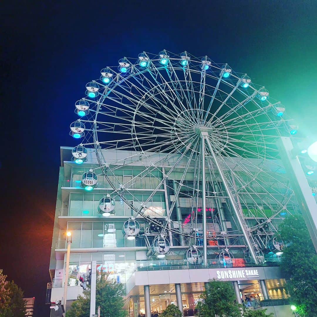 高口里純のインスタグラム：「ストレイキッズのライブに名古屋に行ってきました！  二回目のスキズ！ 最高～😆 ９月はライブ目白押し！ 仕事しろ～🐱🔥✴👍」