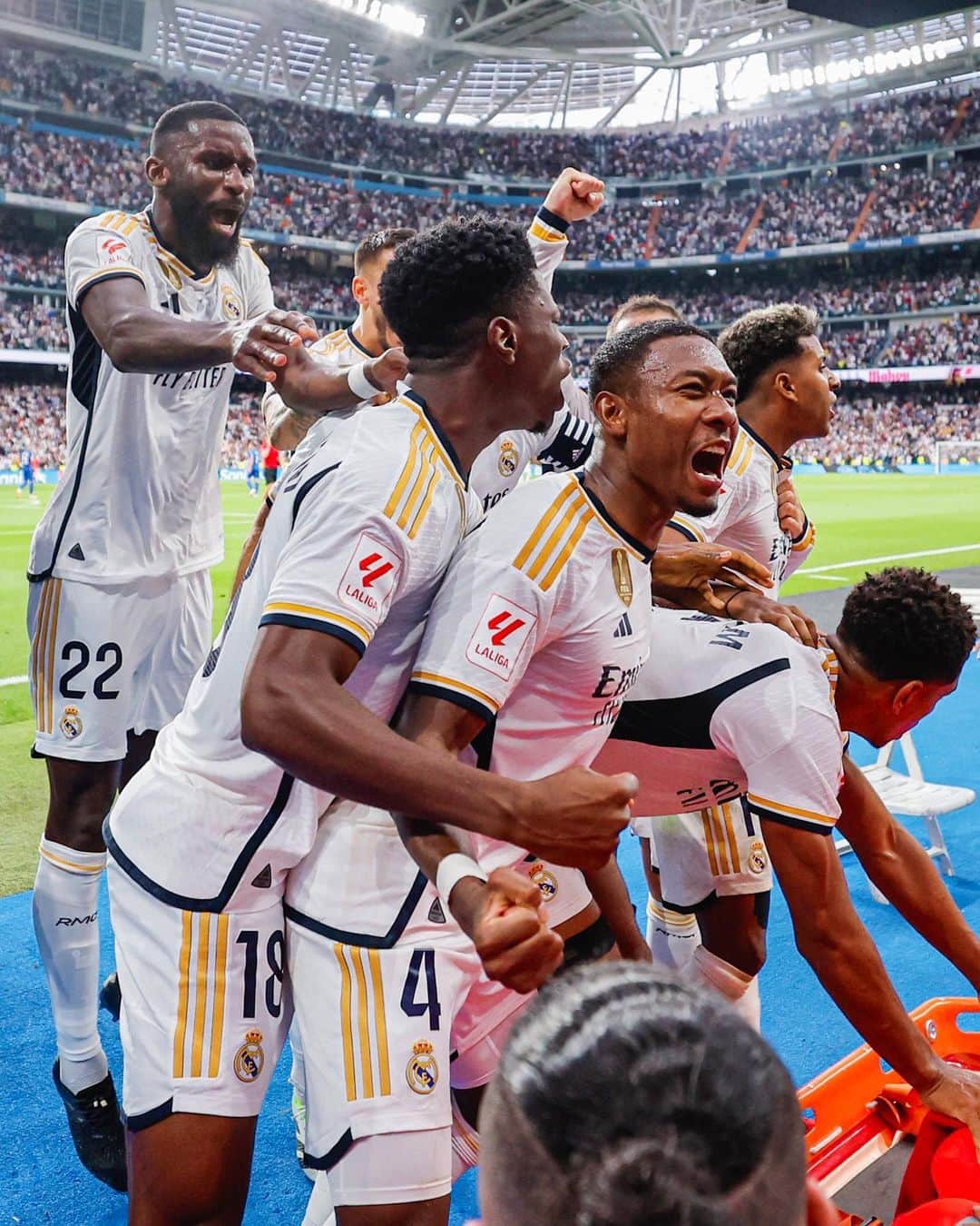 ダヴィド・アラバのインスタグラム：「Gran remontada! +3 🤍」