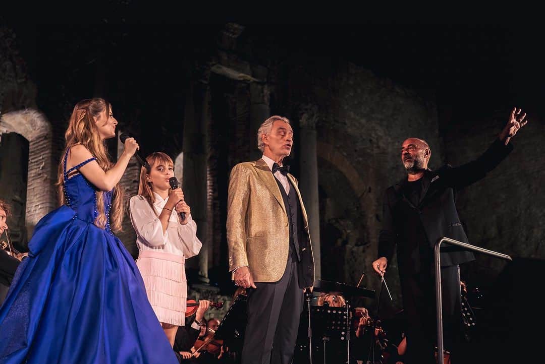アンドレア・ボチェッリさんのインスタグラム写真 - (アンドレア・ボチェッリInstagram)「Teatro Antico di Taormina, 1st night  photo: @lorenzo.montanelli」9月3日 2時29分 - andreabocelliofficial
