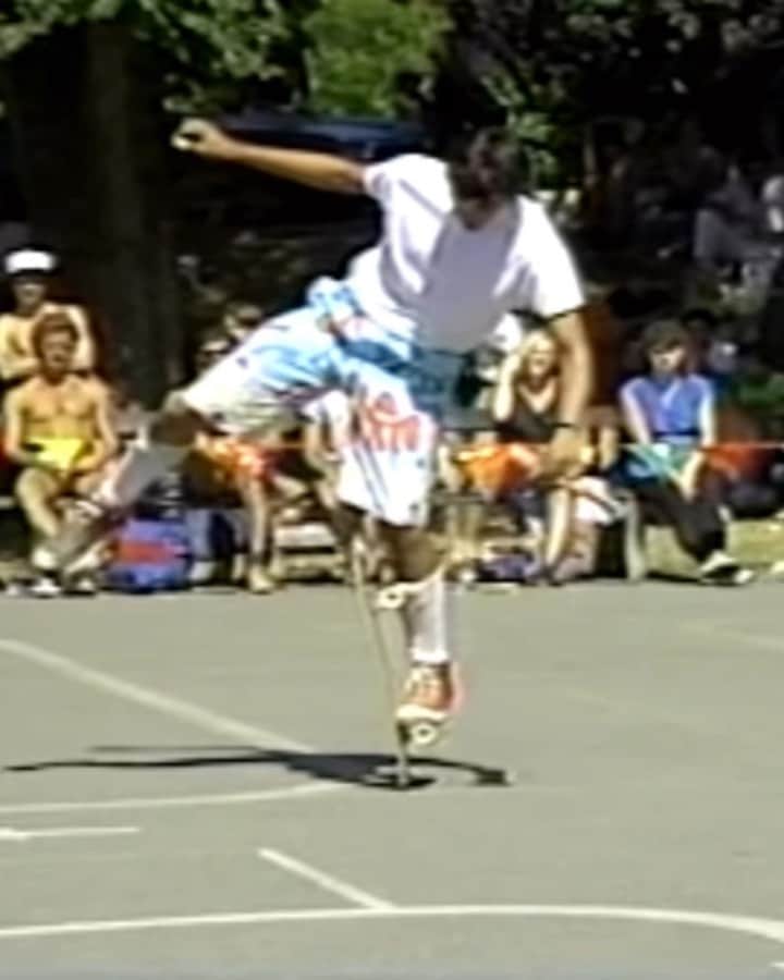 トニー・ホークのインスタグラム：「Happy Birthday to my longtime friend & cohort Greg Smith, seen here killing the game nearly 40 years ago with pressure flips, caspers and Heaven 17.」