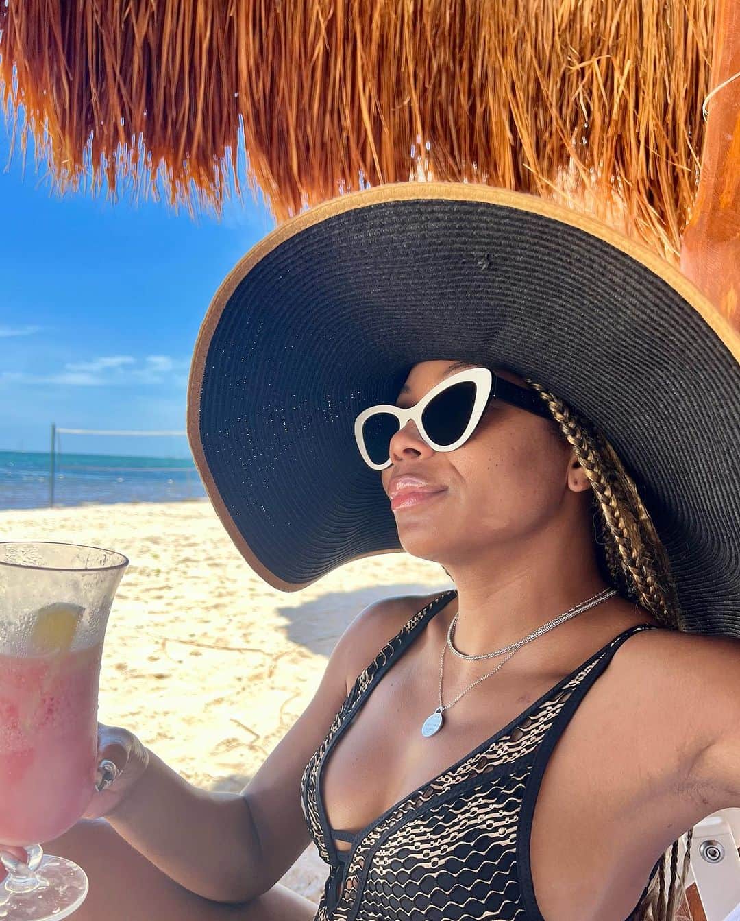 ブレシャ・ウェッブさんのインスタグラム写真 - (ブレシャ・ウェッブInstagram)「We had a blissful week in @garzablanca.cancun. Thank you to the staff for treating us right and making it such a relaxing trip ❤️🌴🍹#TAFERLife」9月3日 3時03分 - breshawebb