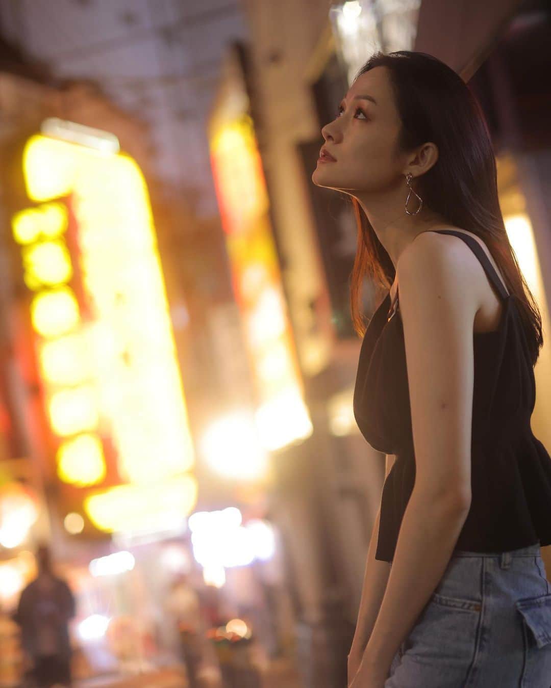 莉奈のインスタグラム：「⁡ September. Finally🤎 ⁡ "Don't be scared to start over, you might like your new story better." ⁡ 📷: @hiro_otsuka」