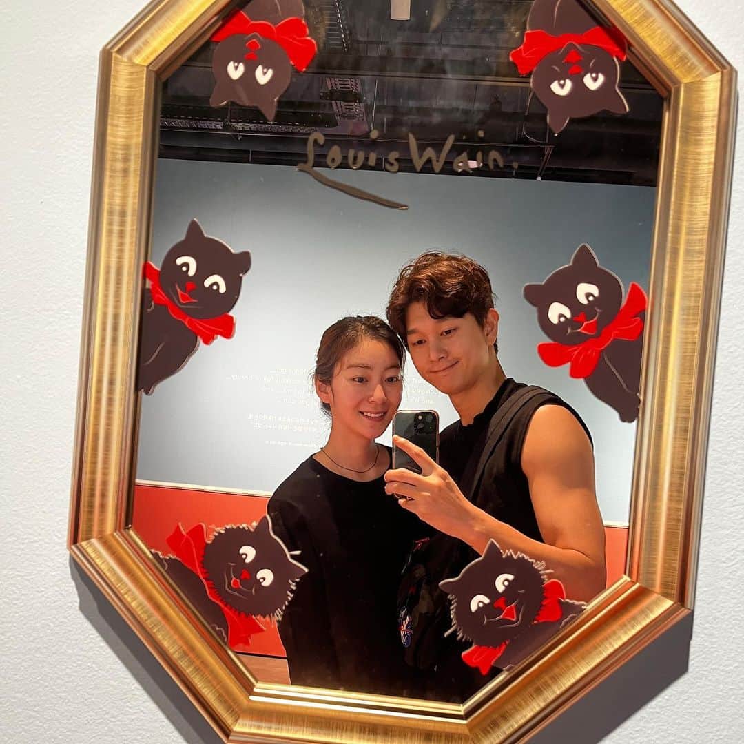 ワン・ジウォンのインスタグラム：「💕👩🏻‍🤝‍👨🏼📸 @jongduck_91」