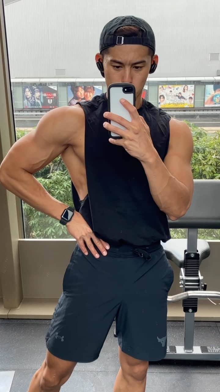 のインスタグラム：「. ちょうど一週間前。投稿するの忘れてました。 仕事とトレーニングした日。」