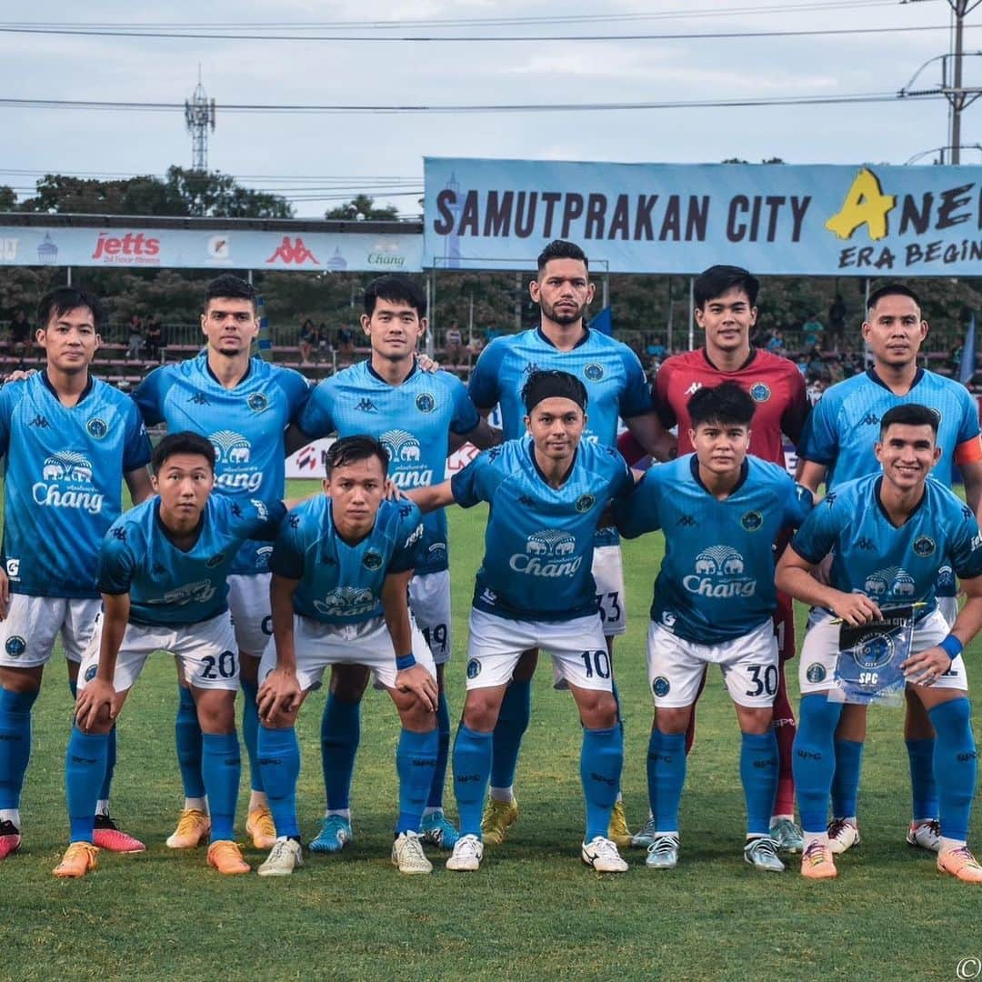 下地奨さんのインスタグラム写真 - (下地奨Instagram)「⚽️❤️🙏😌  #shoshimoji #ss10 @samutprakan_cityofficial  Cr 📸@thanan_tb」9月3日 13時45分 - sho_shimoji