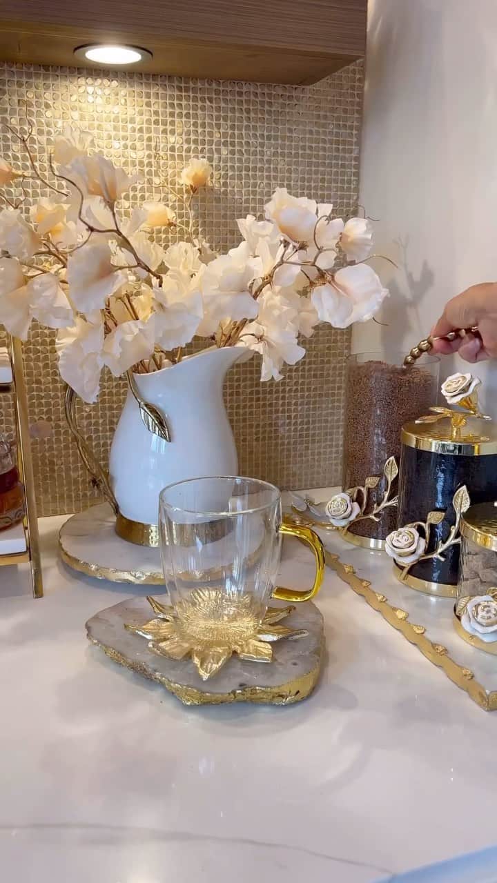 のインスタグラム：「Create the Coffee Bar of your dreams with IMHD☕️ From beautiful mugs to marble trays, we have just you need to make you-time, special✨ Shop our popular coffee essentials today at inspiremehomedecor.com link in bio!」