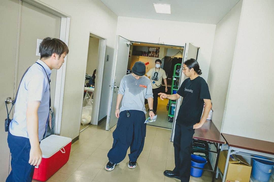 石原慎也のインスタグラム：「仙台オフショ  photo by白石達也 @t_s_p_1988」