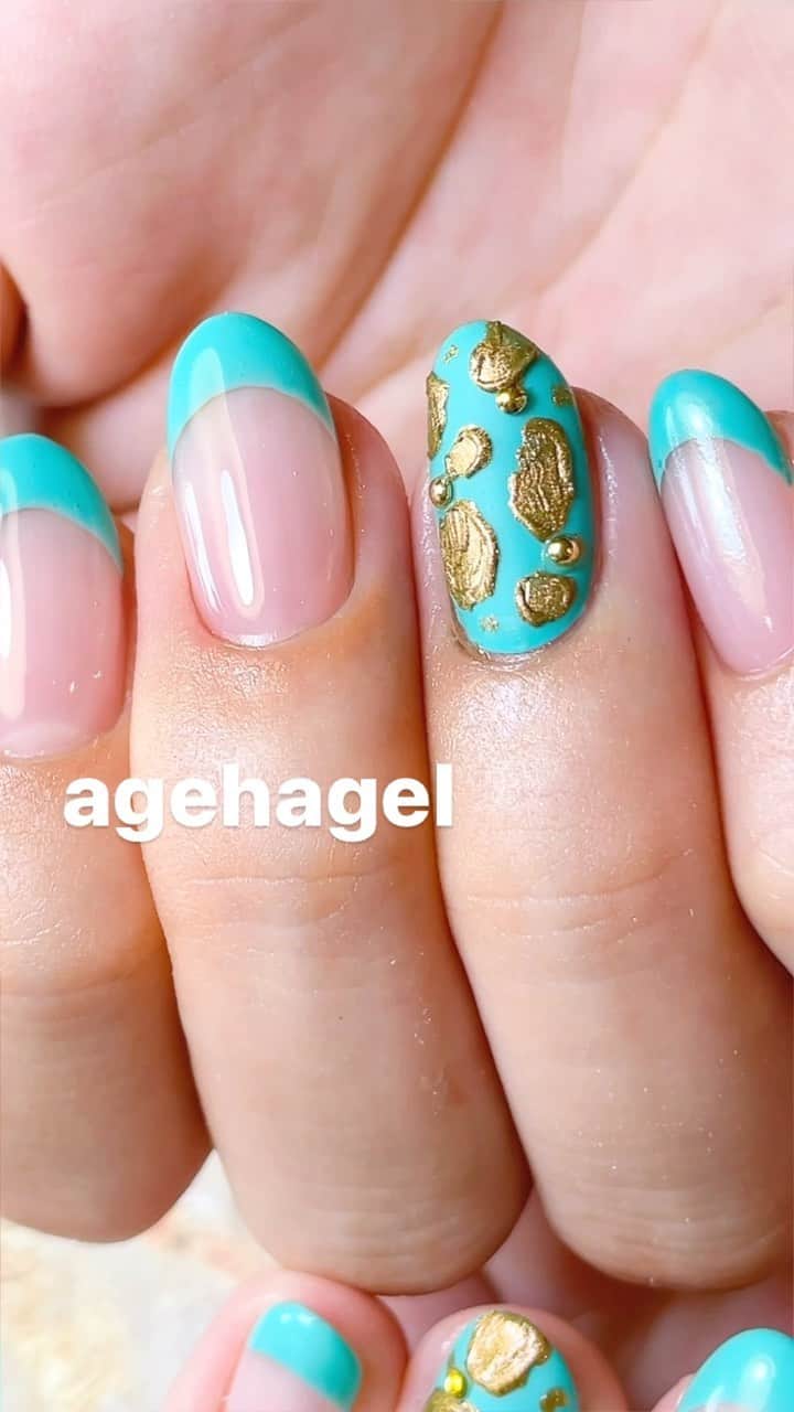 agehaのインスタグラム：「ティファニーブルー🩵 爽やかなフレンチネイルは #agehagel  サロンオリジナル  たくさんのメールやコメント ありがとうございます🙇‍♀️  ご心配をおかけしました！  来週の横浜からまた元気に頑張ります❤️  来週火曜は、 新色発売日！㊗️🩷  第2期agehaCAの皆さんが たくさんご紹介してくれているので ぜひ見てください🩵  @mw.nailspice  @__hokulele__117  @_yukari_nz_09_  @joyeuxponopono   9月5日１本体験デモ @tat_yokohama  ご予約いただいた皆さま🩵 お会い出来るのを楽しみにしています♪  #いつも応援いただき感謝 #agehagel」