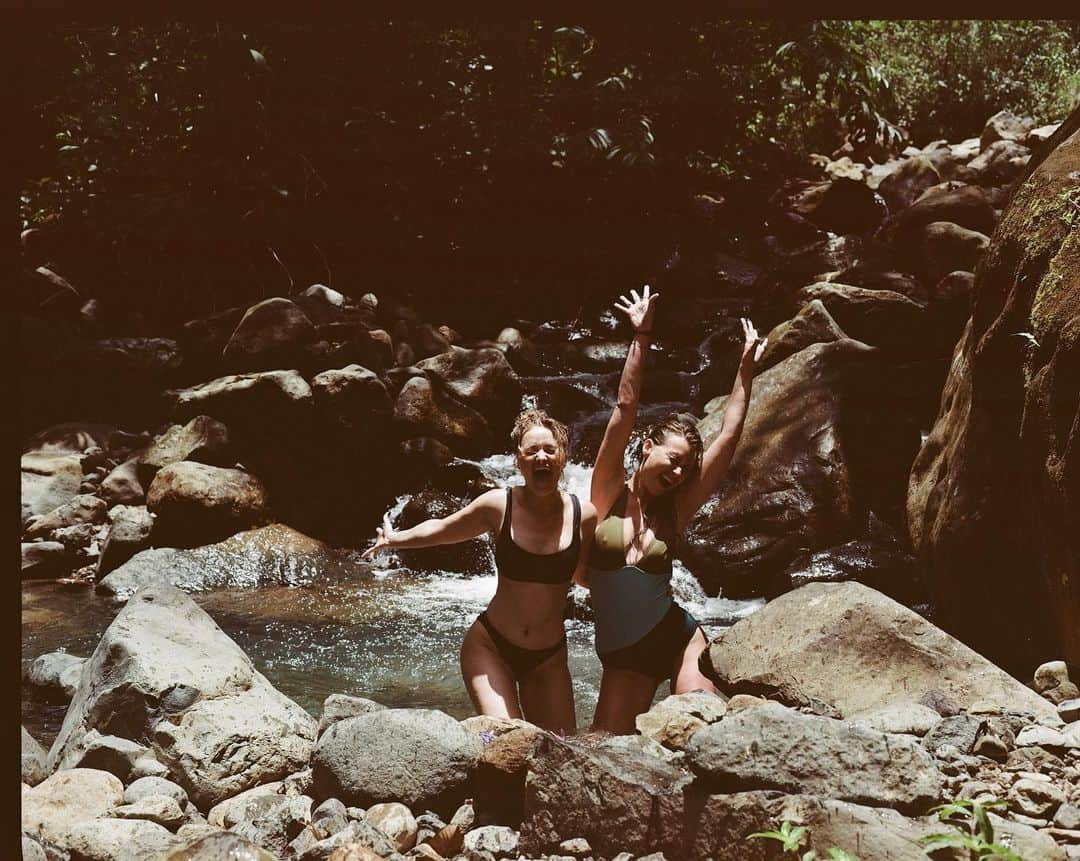 のインスタグラム：「Had the most incredible time at @altagraciaauberge  Thank you so much to the @aubergeresorts and @thewell team. Costa Rica now has my heart. (pieces of my heart have been left in many many places at this point but this place has the most of it)」