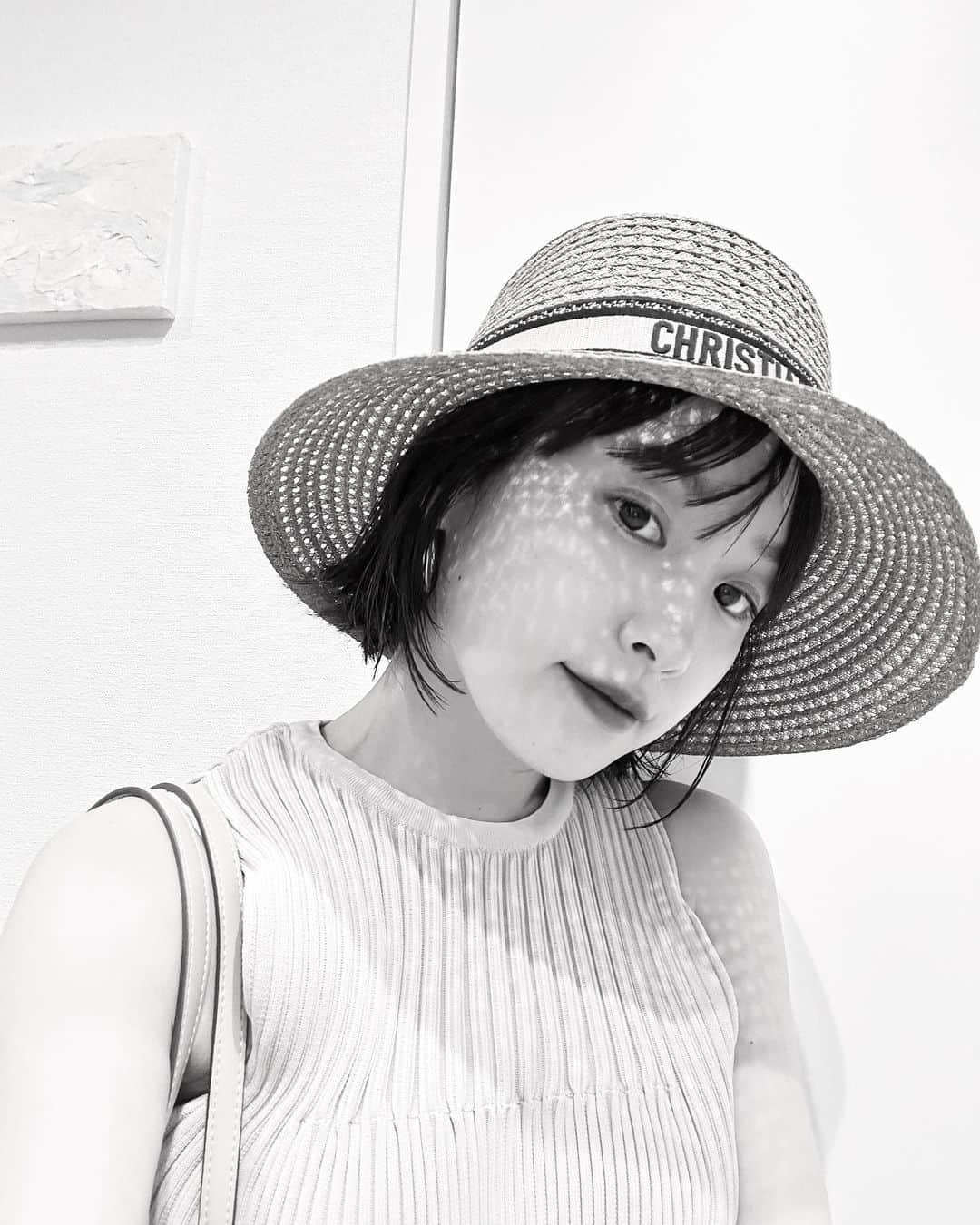 高橋愛さんのインスタグラム写真 - (高橋愛Instagram)「ONE PIECE実写、面白すぎた😭  早く続きが見たい！ ルフィも好きだけど 麦わら帽子は 昔から大好き😆  #今日のたかはし」9月3日 9時00分 - i_am_takahashi