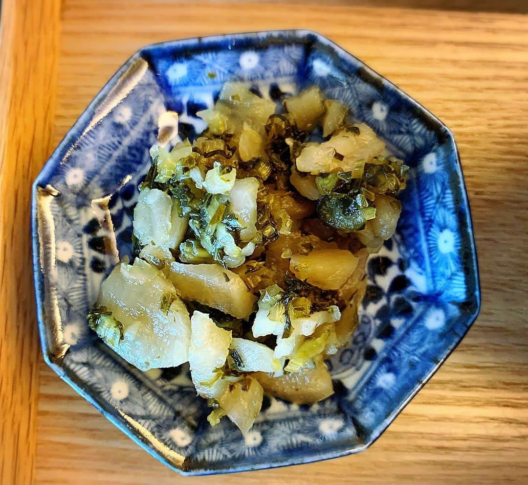 祐真朋樹さんのインスタグラム写真 - (祐真朋樹Instagram)「とろろ好き  #朝ご飯 #祐ご飯 #利ご飯 #完食  #山芋」9月3日 9時34分 - stsukezane