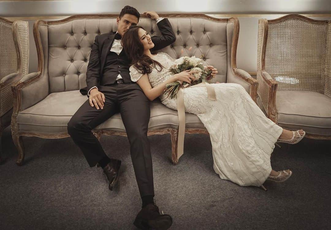 Raisa Andrianaのインスタグラム：「6 years of laughter, love, and our very own Zalina show! 💕 Congrats to us for surviving the 'hardest' first five years (they were right!), and realizing that going to bed angry is just not worth it (because who wants to sleep on the couch?), we're learning to master the art of love and compromise. Here's to many more adventures, late-night conversations, and discovering new quirks about each other. Bismillah to us, and to a future filled with even more laughter, learning, and, of course, travel! Happy 6th (!!!!) anniversary!」
