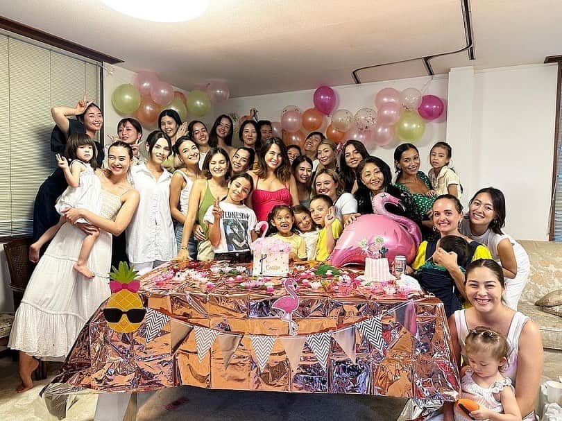 藤井アルダさんのインスタグラム写真 - (藤井アルダInstagram)「Cecilia’s baby shower !  We are so blessed to have friends and family around to share and enjoy this moment.  Thank you so much for your presence it means the world to us 💖  世界一の友と家族に囲まれてセシリアのベイビーシャワーができました！ 感謝いっぱい！ 本当に本当にありがとう！ セシリアもこんな仲間がいたら幸せだね💖  Amo tanto !   #babyshower #cecilia #babygirl #luckyus #family #friends」9月3日 11時59分 - akemi_rafaela