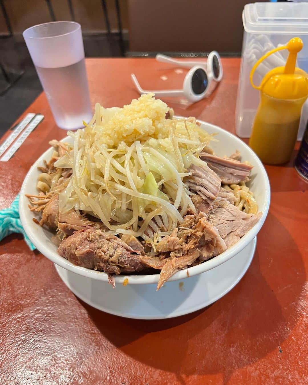 庄村聡泰のインスタグラム：「本日西原2-34-1にてsnack nglポップアップにおりますが別仕事にて13:30〜多分16時前くらいまで抜けておるかと存じます」