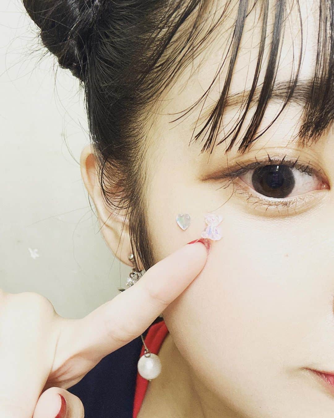 結海さんのインスタグラム写真 - (結海Instagram)「きょうはベアーがたくさん居た日だったんだ🧸  スマホケースの女の子とおそろいウインクしたよ😉🤍👯♊️」9月3日 22時39分 - lgm_yumi_official