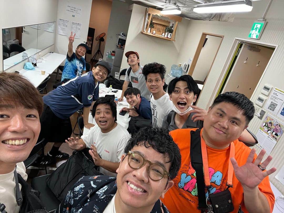 池田真一のインスタグラム：「今日は1日大宮！ 楽しすぎた！ 朝一タグが寝坊で僕の漫談から幕を開けましたが何とか乗り切りました！ また行くでー！」