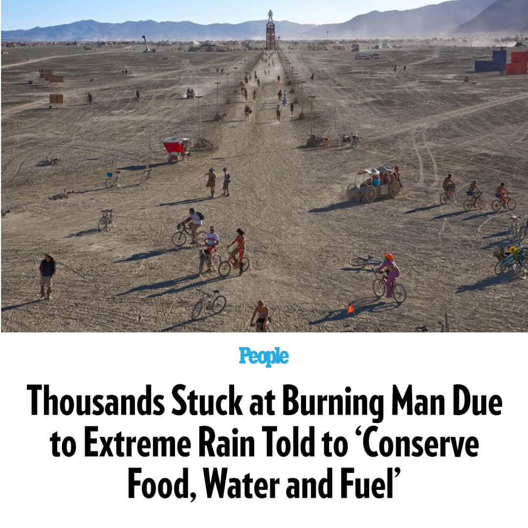 People Magazineさんのインスタグラム写真 - (People MagazineInstagram)「Thousands of people attending #BurningMan in Black Rock Desert have been advised to “conserve food, water and fuel and shelter in a warm, safe space” after extreme rainfall started flooding the region in northern Nevada.  Organizers informed festival-goers, “The Gate and airport in and out of Black Rock City remain closed. Ingress and egress are halted until further notice. No driving is permitted except emergency vehicles.”  Diplo and Chris Rock are among some of the celebrities at the festival. Diplo also shared a video of him and Rock, 58, riding in the back of a truck through the desert. The 44-year-old DJ tweeted, “Just walked 5 miles in the mud out of burning man with chris rock and a fan picked us up.”  The northern region of Nevada where Burning Man is held started experiencing severe rainfall on Friday. Black Rock Desert will continue to be pounded by showers and thunderstorms until Sunday night with an 80 percent chance of rain, per the National Weather Service’s forecast. Tap the link in bio for the full story. 📷: Getty Images」9月3日 22時50分 - people