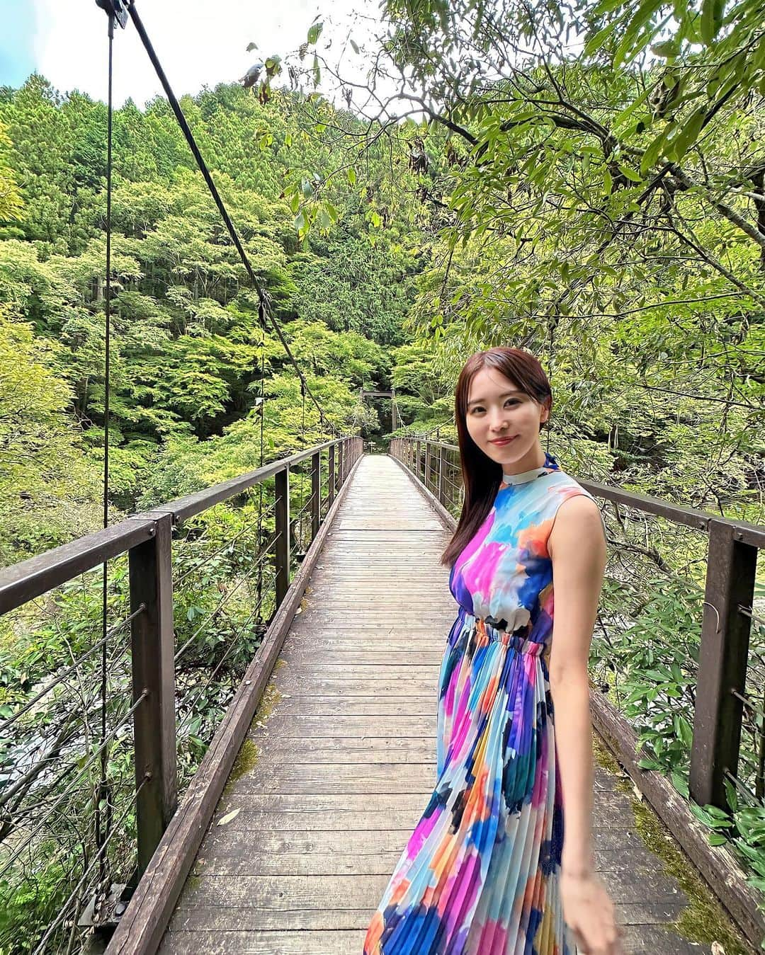 佐野真彩さんのインスタグラム写真 - (佐野真彩Instagram)「別バージョン🏞️🪨🌈🐦🪺 明日からまた仕事頑張る‼︎  #奥多摩　#鳩ノ巣渓谷　#青梅」9月3日 23時08分 - sano.maya