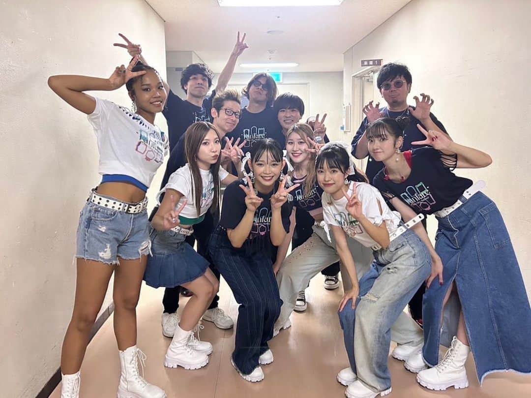 かれん（古賀かれん）のインスタグラム：「Fanfare in 山梨！！ 6年ぶりの山梨でした！  私がキャッチボールしてた、ステラシアターが6年前なんて考えられない！驚き！！  来てくれた皆さん本当にありがとう😊🙏🏻🫧  ほうとうパワーで頑張れました！  みんなの歌声、最高でした！！  また山梨でリリイベやライブ出来るように頑張りますねー！！  #リトグリ_fanfare」