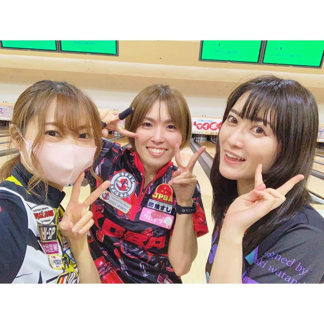 浅田梨奈さんのインスタグラム写真 - (浅田梨奈Instagram)「KobaTV イベント in宇都宮第二トーヨーボウル様 沢山のご参加ありがとうございました✨ 遠方からもありがとうございます！  次回はレギュラーメンバー5人揃いますように🙏 またその時はご参加宜しくお願いします🤗💕  けあきちゃんバースデーサプライズ🎂🎉 宇都宮第二トーヨーボウル様が準備をして下さり、KobaTVバージョンサプライズとなりました🎉 ケーキ運び担当の私はロウソクが消えそうで怖くてキャーキャー言いながら忍び足でした🕯💦 改めておめでとうーー！  #bowling #ボウリング #プロボウラー #浅田梨奈 #小林よしみ #渡辺けあき #kobatv #宇都宮第二トーヨーボウル様 #盛り沢山の順位賞と抽選賞 #ありがとうございました」9月3日 15時05分 - asdrn528