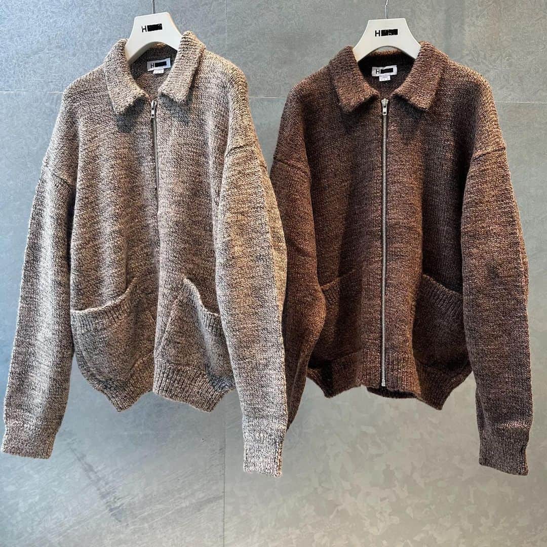 H BEAUTY&YOUTHさんのインスタグラム写真 - (H BEAUTY&YOUTHInstagram)「＜H BEAUTY&YOUTH＞  TWIST WOOL ZIP POLO JACKET ¥33,000 Color: BEIGE/DK.BROWN Size: S/M/L  #H_beautyandyouth #エイチビューティアンドユース @h_beautyandyouth  #BEAUTYANDYOUTH #ビューティアンドユース #Unitedarrows #ユナイテッドアローズ」9月3日 14時58分 - h_beautyandyouth