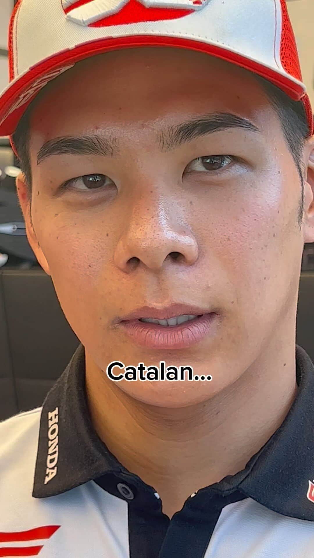中上貴晶のインスタグラム：「As Barcelona is his second home, there you are some Catalan basics with the best teacher👨‍🏫: @takanakagami 😌  #CatalanGP #MotoGP #LCR #TN30」