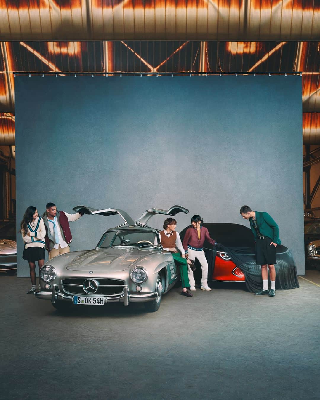 Mercedes-Benz Thailandのインスタグラム：「Defining Class since 1886.   เตรียมตัวให้พร้อม แล้วมาสัมผัสความคลาสสิกเหนือกาลเวลาไปกับ The Concept CLA Class ได้เร็วๆ นี้!  *รถยนต์ที่ปรากฏในภาพ ยังไม่มีจำหน่ายในประเทศไทยในขณะนี้  #DefiningClass #ConceptCLAClass #MercedesBenz #MercedesBenzThailand」