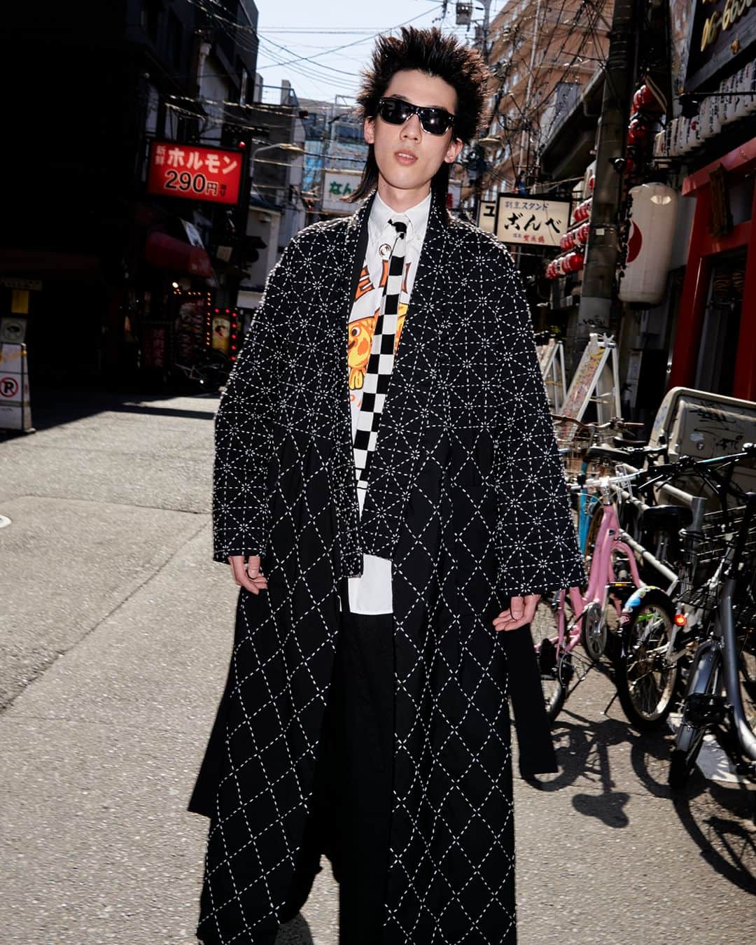 ケンゾーのインスタグラム：「Craftsmanship at its finest with the KENZO Fall-Winter 2023 collection by @Nigo. ​  Using the ancestral "Sashiko" technique stands as a testament to the meticulous work behind these pieces, as every stitch is painstakingly crafted, ensuring a harmonious design. Explore more on KENZO.COM ​  #KENZONIGO​  Photographer @keizokitajima AD @linakutsovskaya @beg00dstudios Stylist @marq.rise Model @masato.eun」