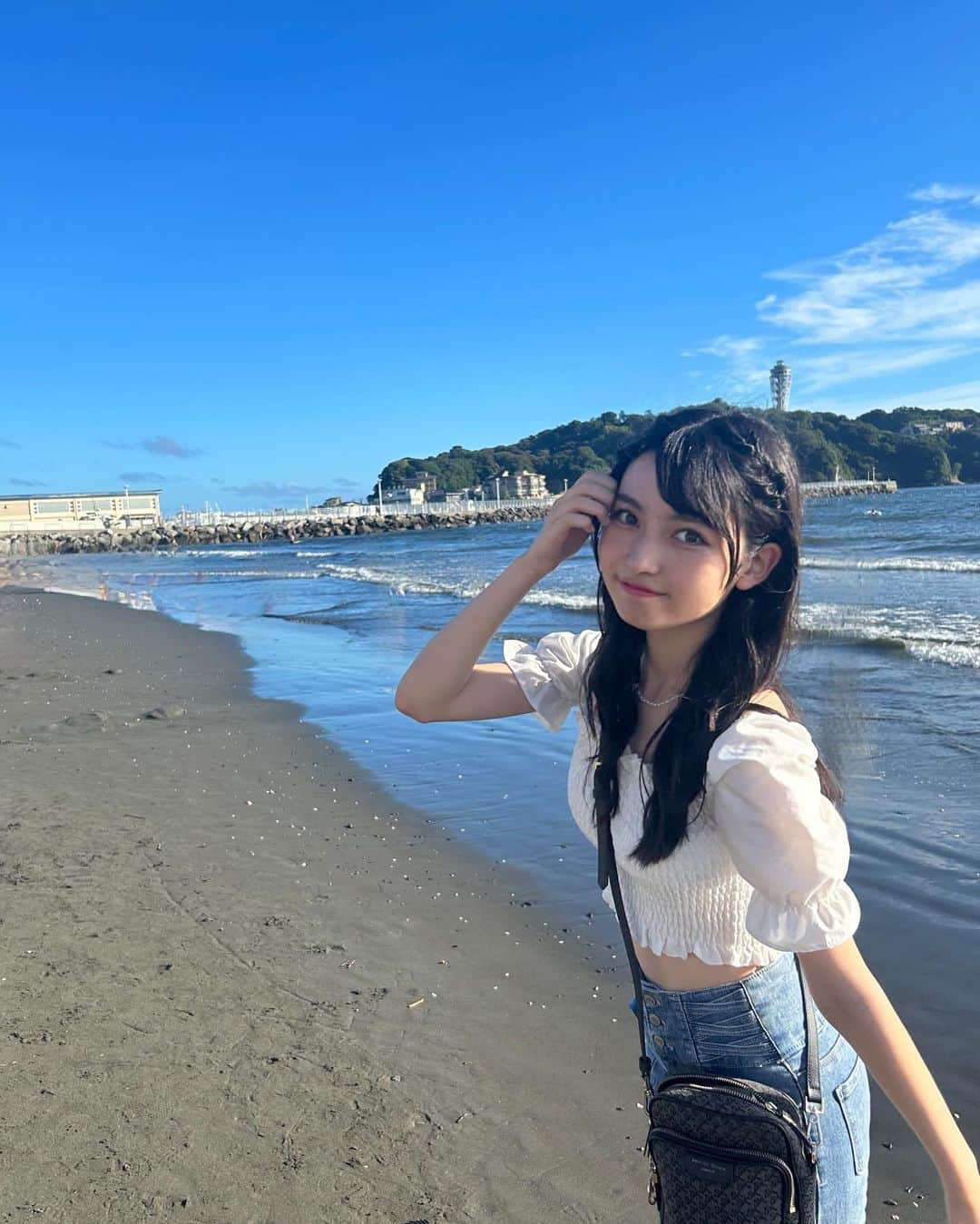 川原美杏のインスタグラム：「海の写真まだ出してないのあったから投稿するねー！💕 海の家で食べたマンゴーのかき氷美味しすぎた^^  #海 #江ノ島 #ニコラ #ニコモ #nicola #ニコラ10月号発売中 #川原美杏」