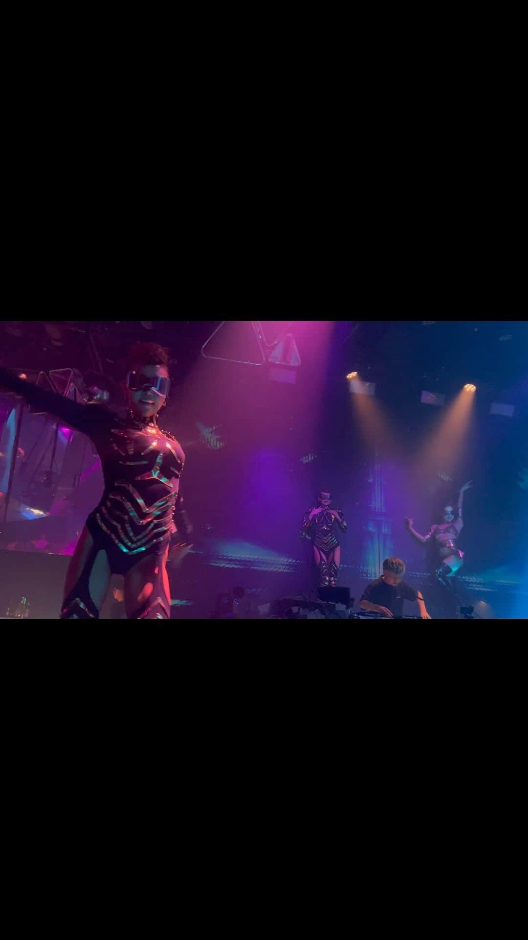 HARUKA IS BAZOOKAのインスタグラム：「23.08.19  ULTRA  JAPAN PRE PARTY COUNTDOWN TOUR @seloctagontokyo_official  . calling🔥→FREE🔥 . @cjd_haruka  #bazooka#cjd_harka#dance #dj#edm#music#club #HZKS戦隊 #バズ #ちーむばずーか#teambazooka #bomb#ボム」