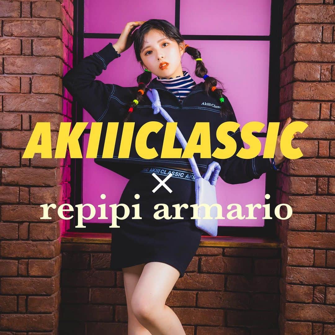 repipi armario(レピピアルマリオ) さんのインスタグラム写真 - (repipi armario(レピピアルマリオ) Instagram)「＼𝗔𝗞𝗜𝗜𝗜 𝗖𝗟𝗔𝗦𝗦𝗜𝗖×𝗿𝗲𝗽𝗶𝗽𝗶𝗮𝗿𝗺𝗮𝗿𝗶𝗼❣️／ ⁡ 大人気❣️韓国発ブランドの アキクラシック @akiiiclassic_japan_official  と、レピピアルマリオのコラボアイテムが発売◎ レピピとのコラボは第３弾目👀❕ ⁡ 今回は、レピピの秋テーマである "ニュートロ"なスタイリングを エモいカラーリングやロゴデザインで 表現したアイテムが登場しました。 ⁡ 韓国ストリートな気分が上がる スペシャルアイテムを ぜひcheckしてね✰✰✰ ⁡ ―――――――――――――――― ⁡ 詳細は画像をタップしてチェック❣️ コメントも待ってます✧︎*。  ⁡ ―――――――――――――――― ⁡ #repipiarmario #レピピアルマリオ  #repipi #レピピ#レピピコーデ #カイレピ#髙橋快空 ちゃん#カイラちゃん #jc #jcブランド ⁡ #akiiiclassic #アキクラシック #アキクラシックジャパン #アキクラ  #コラボアイテム #collaboration  #ニュートロ #韓国ストリート #韓国ストリートファッション #韓国ストリートコーデ #韓国ストリートブランド #ストリートファッション #ストリート系女子 #ストリートコーデ #ダウンベスト #ベストコーデ #秋コーデ #秋服コーデ #秋服」9月3日 18時41分 - repipi_armario