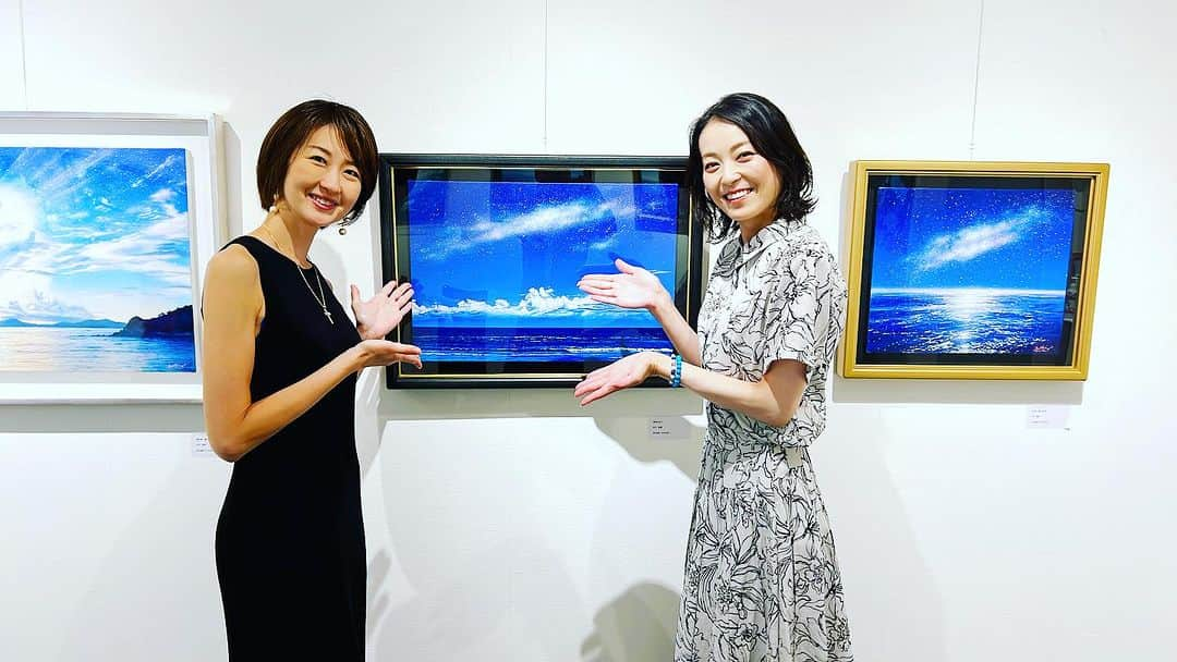 嶺恵斗さんのインスタグラム写真 - (嶺恵斗Instagram)「🖼️ ⁡ 画家　 青木成実さんの個展へ。 ⁡ @narumiaoki  ⁡ いつも　癒しとエネルギーのある作品に数々に感動します✨ 今回もお気に入りができました。 ⁡ 9/9までですので お見逃しなく〜♡  #画家 #モデル  の #青木成実  さん #個展#東京#銀座 #永井画廊 #青の世界」9月3日 19時10分 - etsuko__7