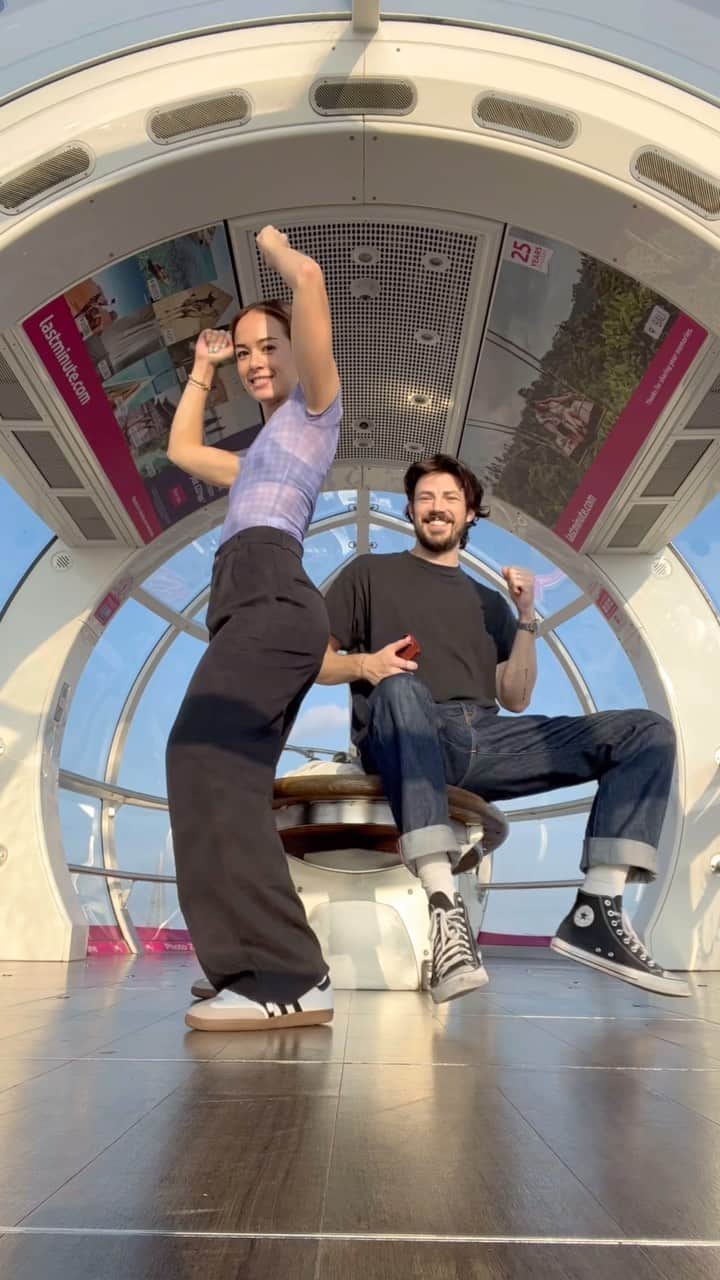 グラント・ガスティンのインスタグラム：「who let us out of the house 😂」
