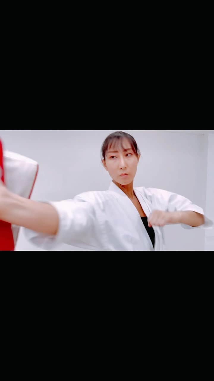 浜井美香のインスタグラム：「#kyokushin #karate #martialarts #kick #kumite #warrior #karatekid #Киокушин  #каратэ #空手 #تمرين  #japan」