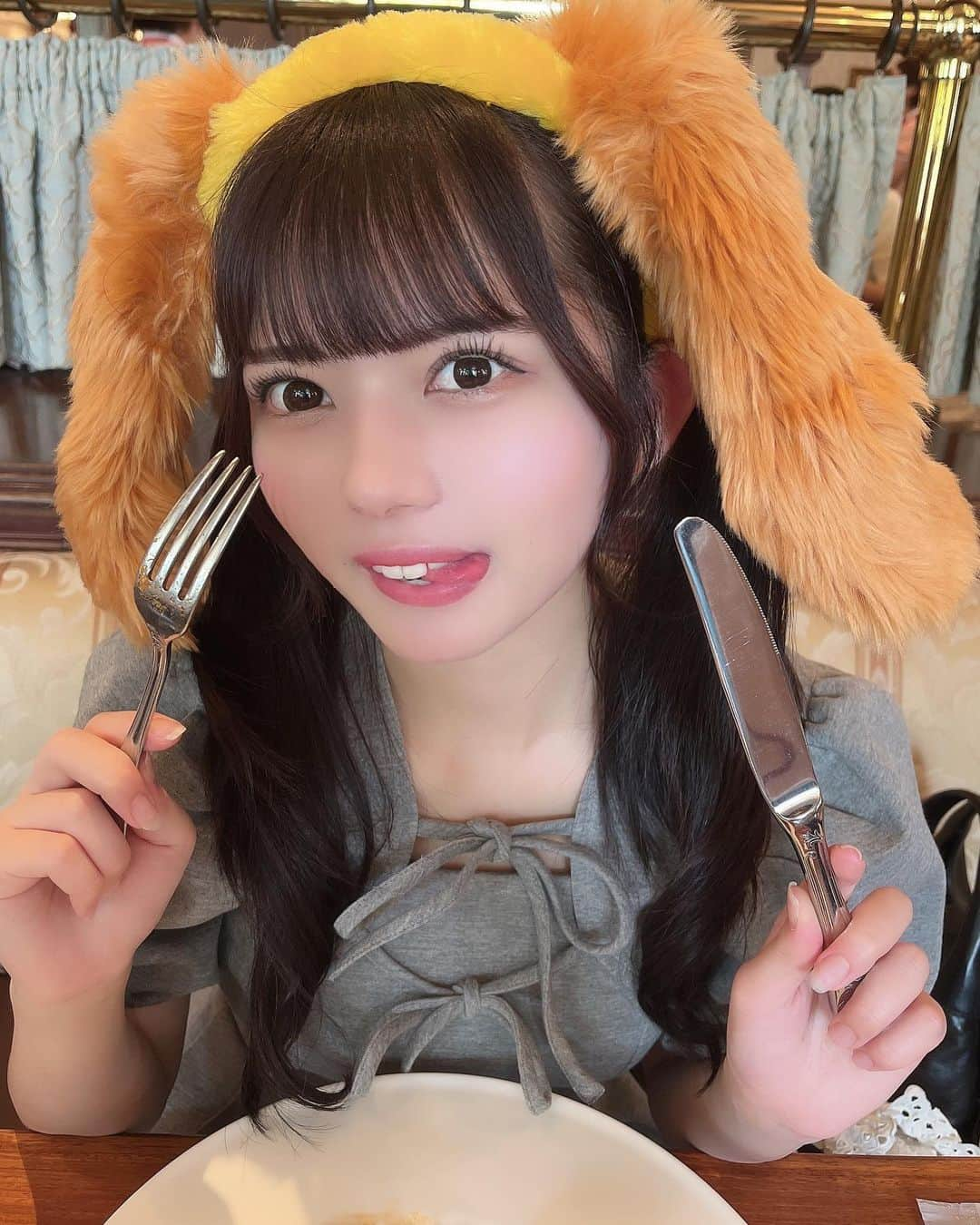 愛瀬ひなさんのインスタグラム写真 - (愛瀬ひなInstagram)「‪‪・ あつくて冷たいのばっかり食べてた 🧊 ・ いつ載せようって思ってたディズニー写真 ! 夏おわる前に載せちゃう ⊂( ᴖ ̫ᴖ)⊃🩷」9月3日 19時11分 - _hinakanzaki