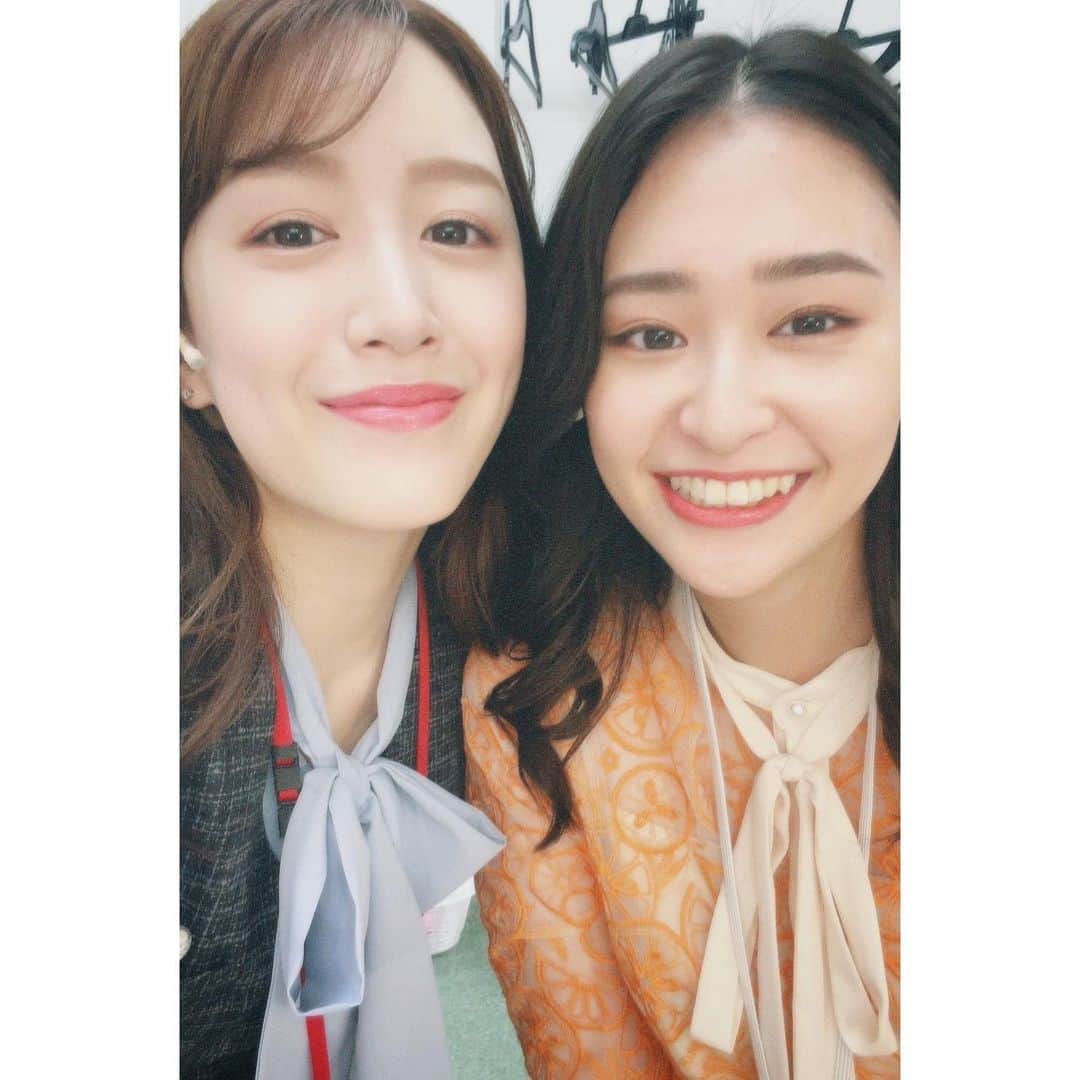 柳美稀のインスタグラム：「舞台『SHINE SHOW!』 ついに明日東京千秋楽です！ 楽しすぎて一日過ぎるのが早過ぎる！！ 〜楽屋でいつも私のマシンガントークを優しく聞いてくださる花乃さんと稽古から仲良くなるスピードが尋常じゃなかったさやちゃんを添えて〜」