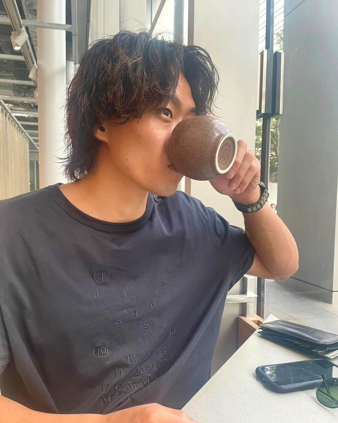 緒方良行さんのインスタグラム写真 - (緒方良行Instagram)「インスタグラマー風にひと息。☕️」9月3日 19時42分 - ogata.yoshiyuki