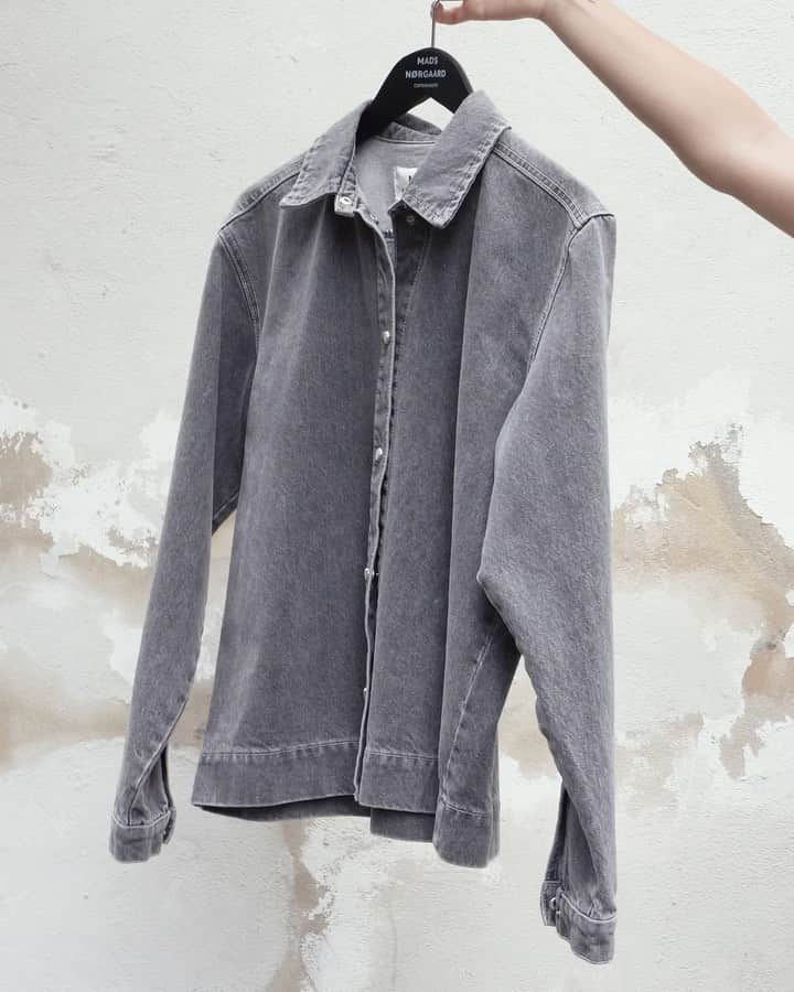 マッツノーガードのインスタグラム：「A denim classic.   Shop denim at madsnorgaard.com  #madsnorgaard」
