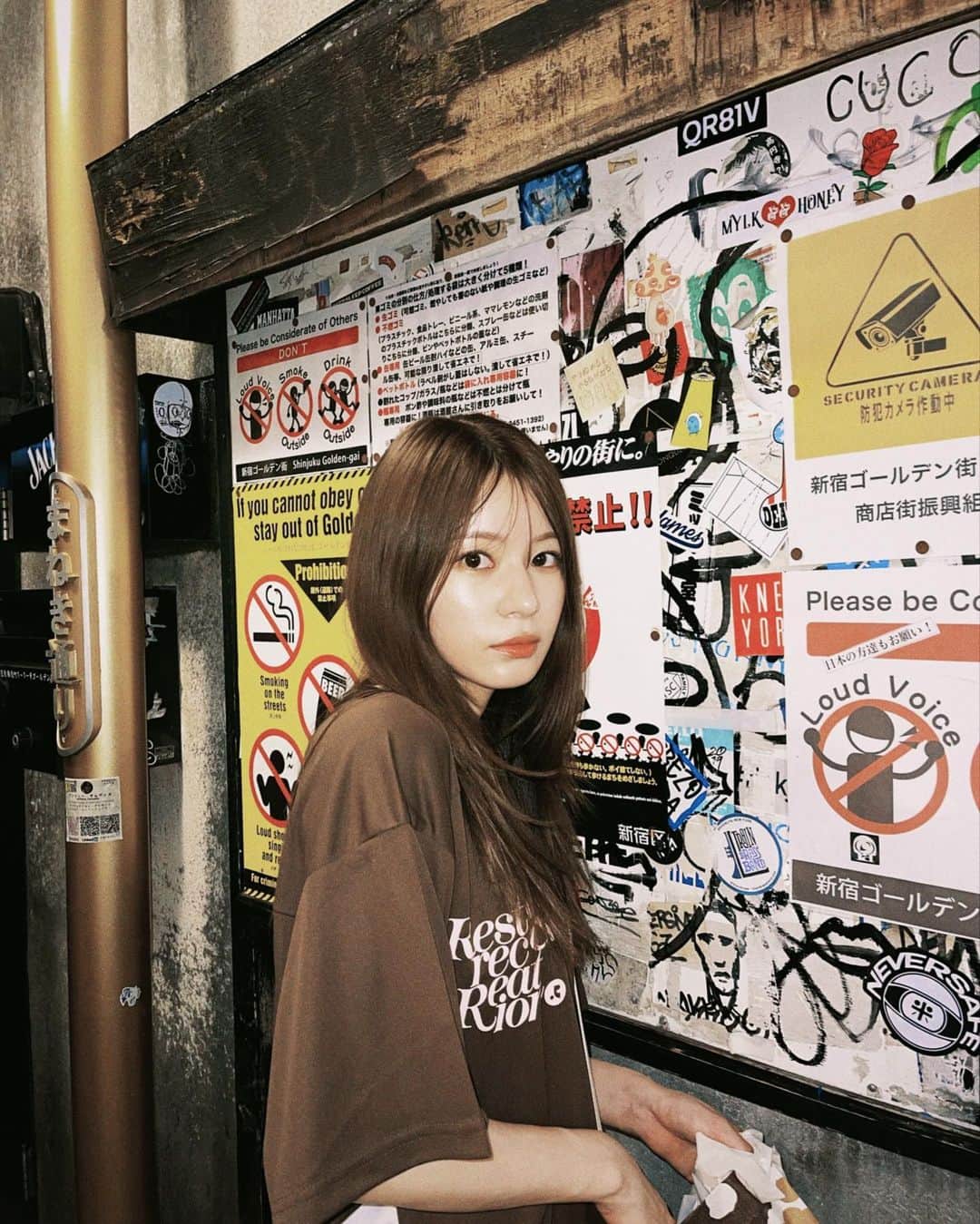 ゆきらのインスタグラム：「片手にミスド🍩」