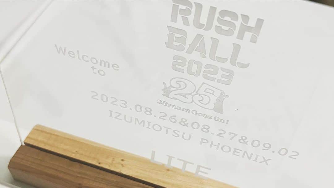 山本晃紀のインスタグラム：「【LITE】 RUSH BALL 2023  5年ぶりに来れました 大好きなフェス 25周年おめでとうございます㊗️  #RUSHBALL2023 #ラシュボ   #LITE #canopus #paiste #LERNI #OYAIDE」