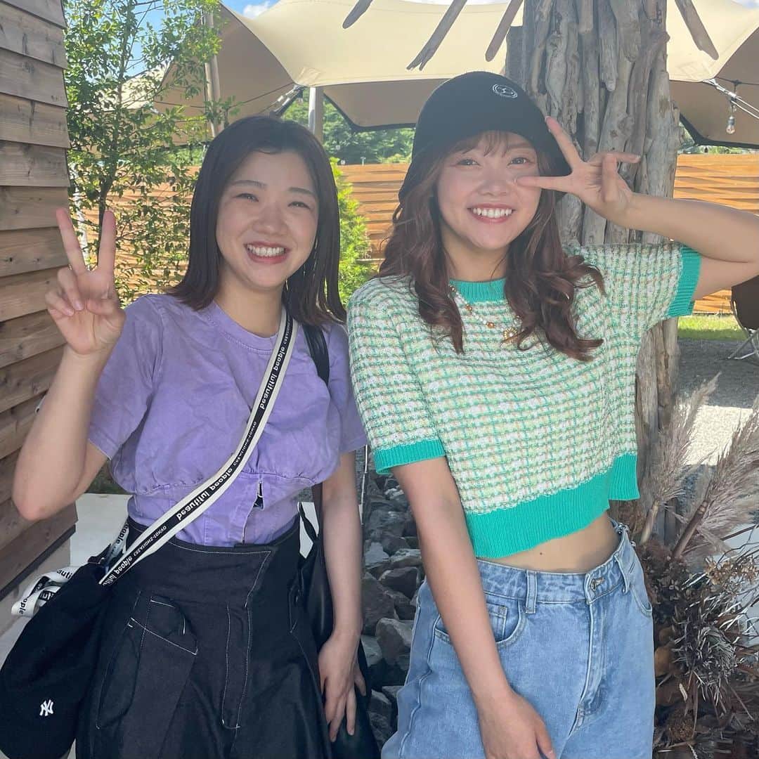 恵梨華のインスタグラム：「麻貴さんがつぼみ全員を 旅行に連れてって下さった🥹 ほんまに一生麻貴さんには頭上がらんし、感謝してもしきれないし麻貴さんがいなかったら今のえりかはいないです✨ そんな麻貴さんプロデュースのワンマンライブが9/23にあります！！ 絶対絶対観に来てください☺️」