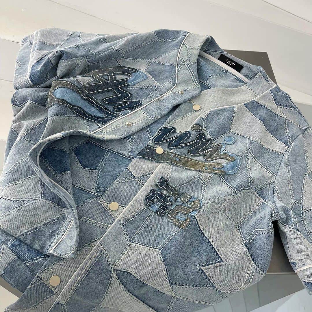 RINKAN渋谷店のインスタグラム：「. 《 AMIRI 》  MODEL : baseball shirt ⁡ －－－－－－－－－－ー－－－－－－－－－－－－－－  商品の詳細につきましてはDM、又はお電話にてお問い合わせ下さい。 ⁡ DMやお電話からの郵送販売も可能です。 ⁡ ショッピングローンなど各種お支払い方法もご用意しておりますのでご相談下さい。 ⁡ International shipping is available. Please contact us though DM. ⁡ ⁡ 〈RINKAN SHIBUYA〉 TEL：03-5458-3050 LINE ID：@283swjhf」
