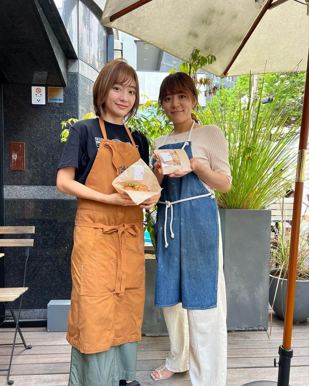 ゆなゆあさんのインスタグラム写真 - (ゆなゆあInstagram)「・ 【 9月のイベントスケジュールのお知らせ 🍁🍂】  まだまだ暑い日が続きますが9月になりましたね。 皆さまお身体の調子はいかがでしょうか？𓂃 𓈒𓏸𓐍 𓇢  今年も早いもので残り4ヶ月となりましたが 年内にご報告出来そうな事がいくつかございます！  新たなことへの挑戦と改善の繰り返しは 何よりの学びであり成長です。  トライアンドエラーを繰り返しながらも 着実に前に進む事をイメージし、 9月も元気に駆け抜けようとおもいます！😊  改めて、日々の素敵なご縁に心から感謝です𓂃 𓈒𓏸✎  さて、9月のイベントスケジュールについて！  ／ 9月は…メインイベントとも言える 大きなイベントが盛り盛り沢山〜！ Super Meal出店情報のチェックもお願い致します♡ ＼   ﹋ ﹋ ﹋ ﹋ ﹋ ﹋ ﹋ ﹋ ﹋ ﹋ ﹋ ﹋ ﹋ ﹋ ﹋ ﹋ ﹋ ﹋ ┃2023年9月8日(金)┃スーパーミール出店 ┃  【 Well U Studio Ginza 】  ＊ Select Food オープン 9月8日〜 ＊  ◾︎ 時間 : 11:00〜21:00 ◾︎ 場所 : 東京都中央区銀座5-2-1 東急プラザ銀座 4F  @welluyoga    ﹋ ﹋ ﹋ ﹋ ﹋ ﹋ ﹋ ﹋ ﹋ ﹋ ﹋ ﹋ ﹋ ﹋ ﹋ ﹋ ﹋ ┃2023年9月10日(日)┃スーパーミール出店┃  【 太陽のマルシェ (10th Anniversary マルシェ)】  ◾︎ 時間 : 10:00～17:00 ◾︎ 場所 : 東京都中央区勝どき1-9-8 月島第二児童公園  @sun.marche @supermeal_granola   ﹋ ﹋ ﹋ ﹋ ﹋ ﹋ ﹋ ﹋ ﹋ ﹋ ﹋ ﹋ ﹋ ﹋ ﹋ ﹋ ﹋ ﹋ ﹋ ┃2023年9月14日(木)〜16(土)┃スーパーミール出店┃  【 オーガニックライフスタイルエキスポ2023】  〜 オーガニック3.0を推進する 持続可能な開発目標SDGsの実現に向けて〜  ◾︎ 時間: 10:00~17:00 《 2023年9月14日（木）15日（金）16日（土）》  ◾︎ 場所 : 東京都立産業貿易センター(浜松町館2～5F）  ◾︎ 入場料：￥ 1,000  ※招待状持参、事前入場登録で入場無料 (招待状欲しい方は残り数枚あるのでご連絡下さいませ)  @organiclifestyleexpo2023    ﹋ ﹋ ﹋ ﹋ ﹋ ﹋ ﹋ ﹋ ﹋ ﹋ ﹋ ﹋ ﹋ ﹋ ﹋ ﹋ ﹋ ﹋ ﹋  ┃2023年 9月23日(土) ┃オフ会┃※第4土曜毎月開催  【 グルテンフリー＆スーパーフード美味しいオフ会】  ◾︎ 日程 : 2023年9月23日(土) ◾︎ 時間 :  19:00〜 ◾︎ 場所 : 東京都渋谷区神宮前1-20-4   マイバインミーbyグルテンフリートーキョー ◾︎ 参加費用 : ￥8,000 お食事＋ドリンク3杯付き (それ以上オーダーの場合はキャッシュオン)  《オフ会 内容》 無添加・グルテンフリー＆スーパーフード たっぷりの自然栽培野菜を使用して 身体と心が喜ぶおばんざいや、ご飯を食べながら いつもと違った雰囲気でわいわい楽しみましょう！☺️  《 イベントへの参加・申し込み方法 》 私か紗良さんのどちらかのDMに (イベント参加希望)と一言ご連絡下さい。  @otonakasara @yuna_yua   ﹋ ﹋ ﹋ ﹋ ﹋ ﹋ ﹋ ﹋ ﹋ ﹋ ﹋ ﹋ ﹋ ﹋ ﹋ ﹋ ﹋ ﹋ ﹋  今月も皆様にお会い出来るのを 楽しみにしております♡♡♡♡ … … … #イベント #交流会 #交流会イベント #ワークショップ #コミュニティ#グルテンフリーお菓子教室 #グルテンフリー生活してる人と繋がりたい #スーパーフード  #無添加スイーツ #無添加生活 #スーパーミール #グルテンフリー  #料理教室東京  #東京イベント #出店」9月3日 21時11分 - yuna_yua