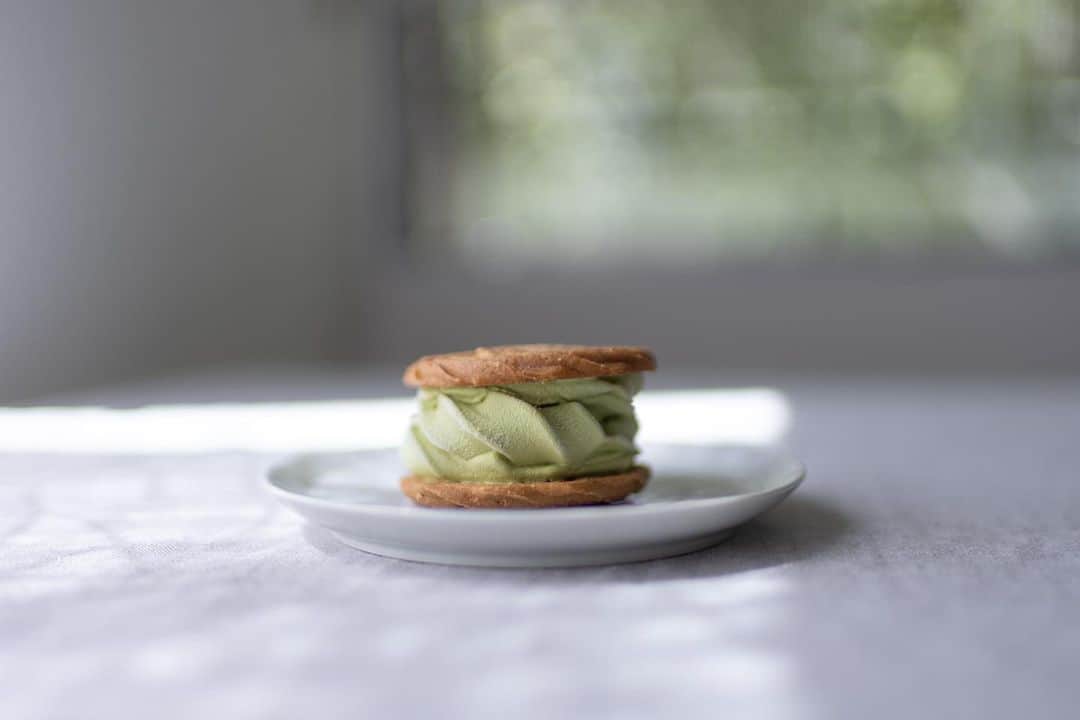 Naomiのインスタグラム：「今日は抹茶アイス💚」